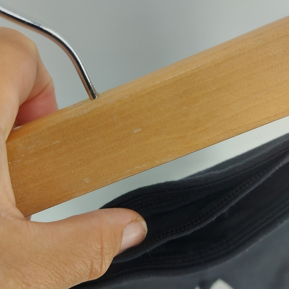 allbirds Women's Natural Black Compressive Legging - Picture 6 of 15